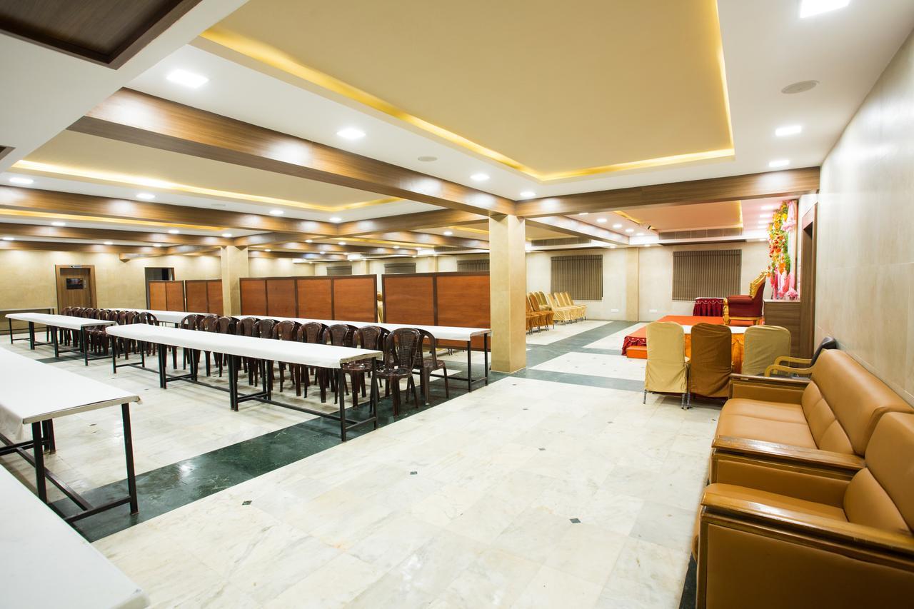 فندق شينايفي  Oyo 14933 Rpr Residency المظهر الخارجي الصورة